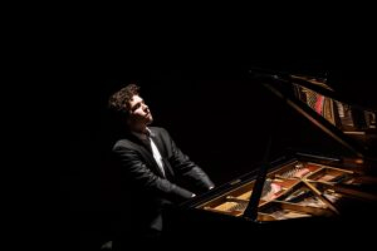 Noord Nederlands Orkest En Nikola Meeuwsen Rachmaninoff Sjostakovitsj
